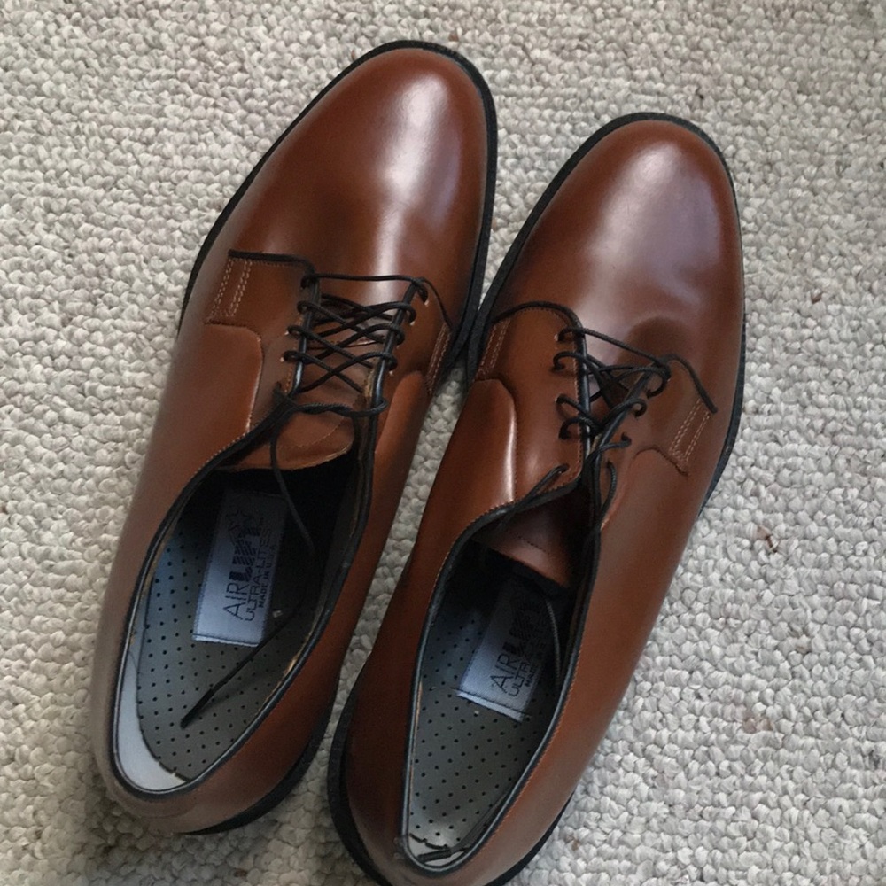 Men’s Airlift shoes size 9.5
